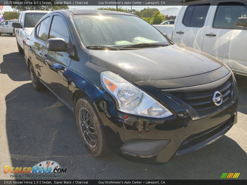 2015 Nissan Versa 1.6 S Sedan Super Black / Charcoal Photo #1