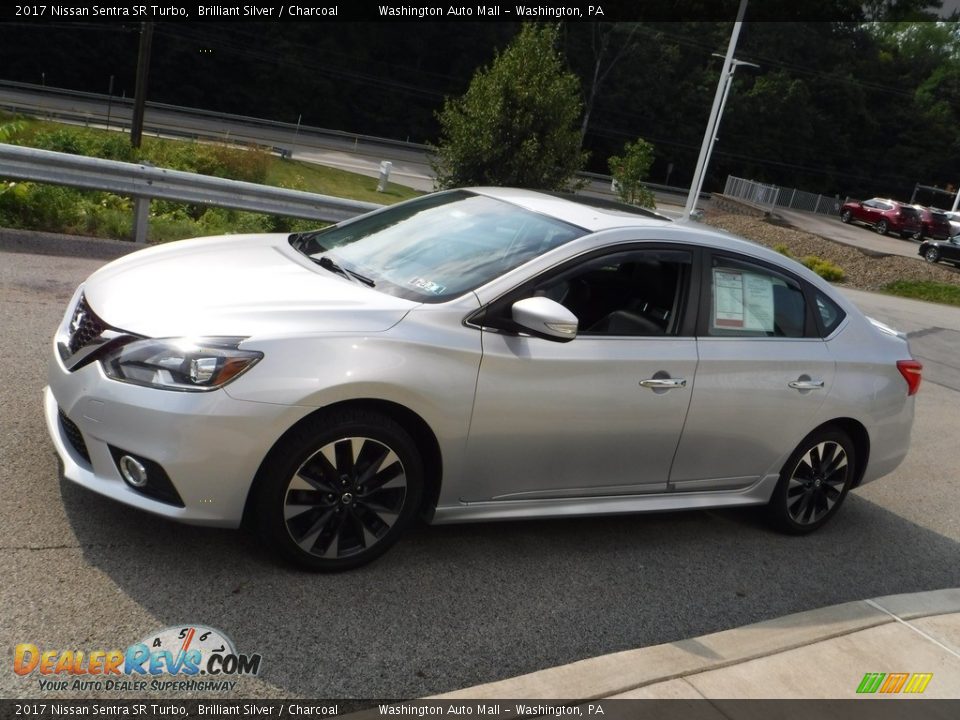 2017 Nissan Sentra SR Turbo Brilliant Silver / Charcoal Photo #15