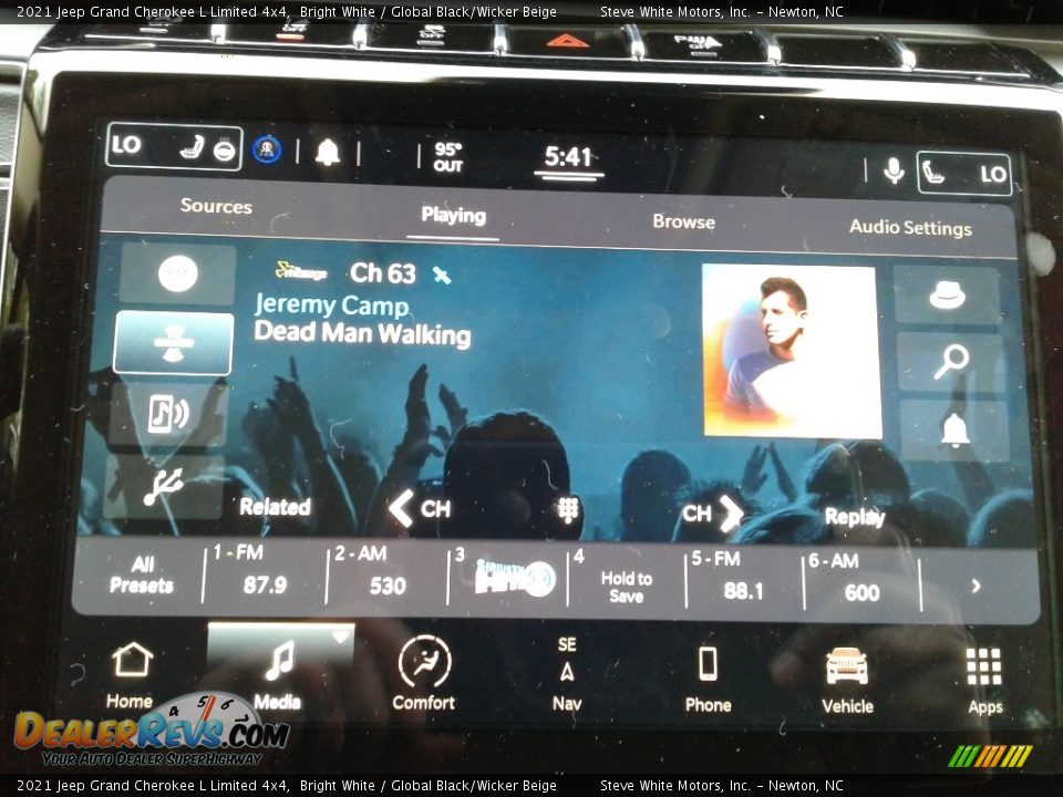 2021 Jeep Grand Cherokee L Limited 4x4 Bright White / Global Black/Wicker Beige Photo #20