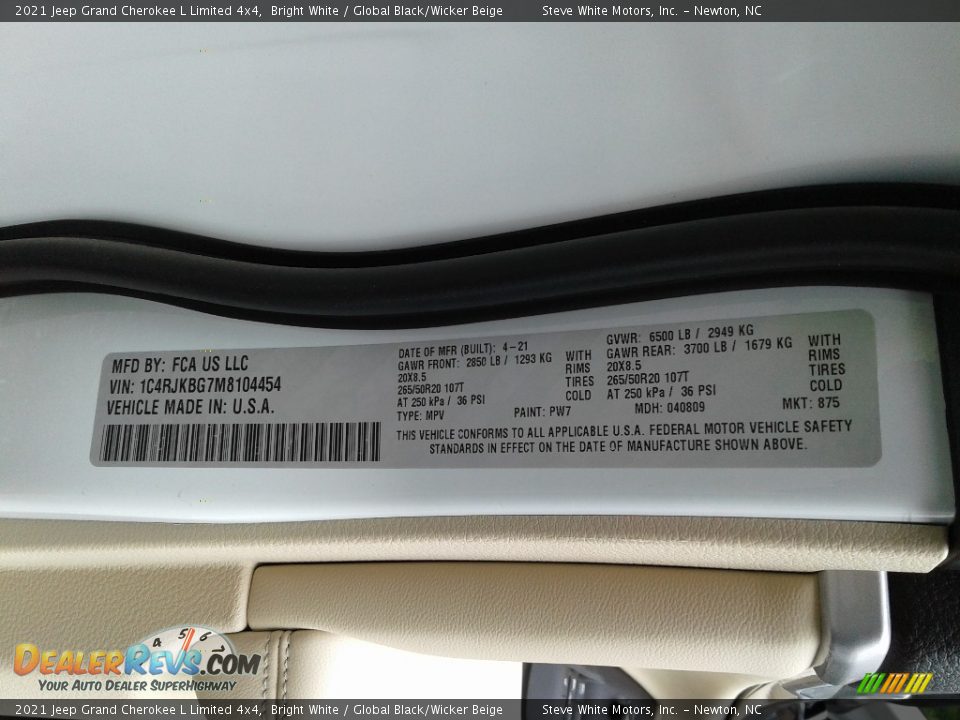 2021 Jeep Grand Cherokee L Limited 4x4 Bright White / Global Black/Wicker Beige Photo #28