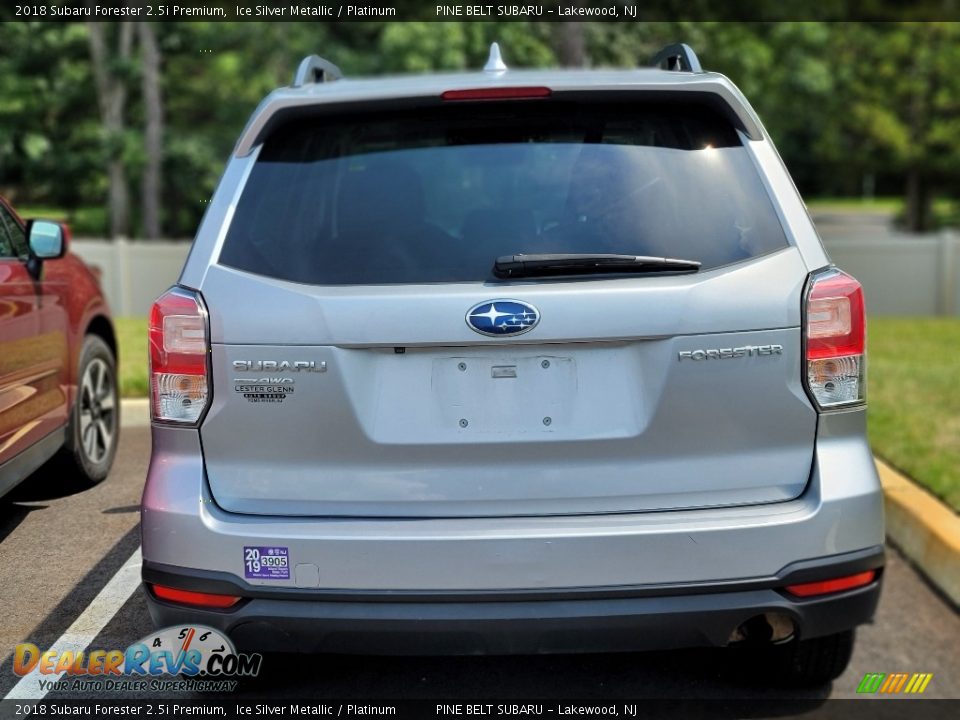 2018 Subaru Forester 2.5i Premium Ice Silver Metallic / Platinum Photo #4