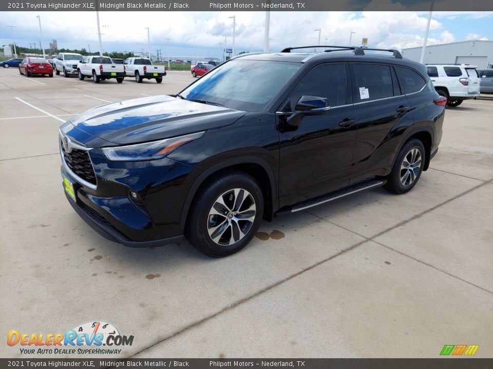 2021 Toyota Highlander XLE Midnight Black Metallic / Black Photo #3