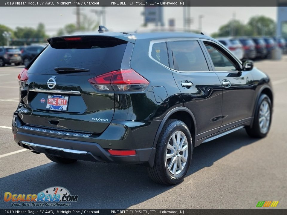 2019 Nissan Rogue SV AWD Midnight Pine / Charcoal Photo #20