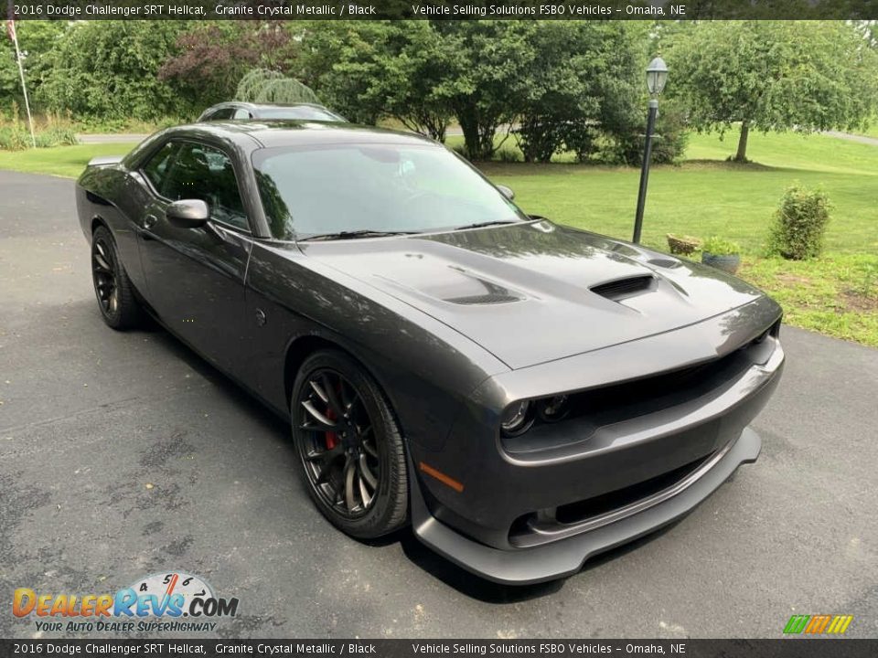 Front 3/4 View of 2016 Dodge Challenger SRT Hellcat Photo #4