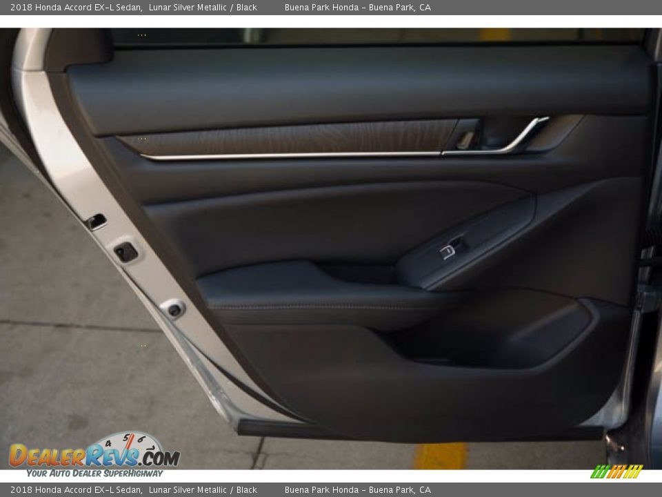 2018 Honda Accord EX-L Sedan Lunar Silver Metallic / Black Photo #32