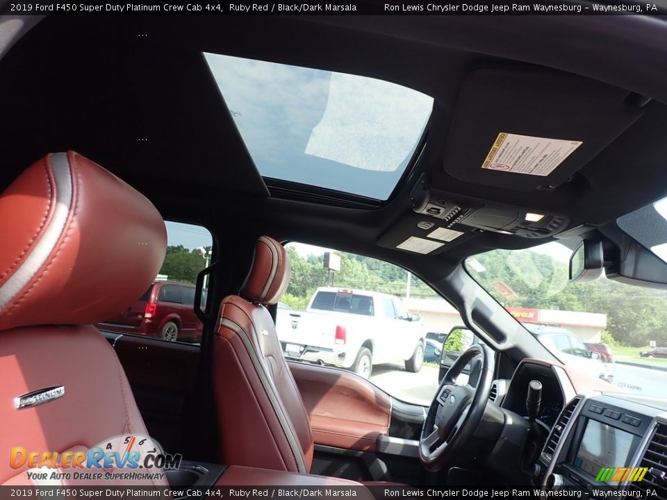 Front Seat of 2019 Ford F450 Super Duty Platinum Crew Cab 4x4 Photo #11