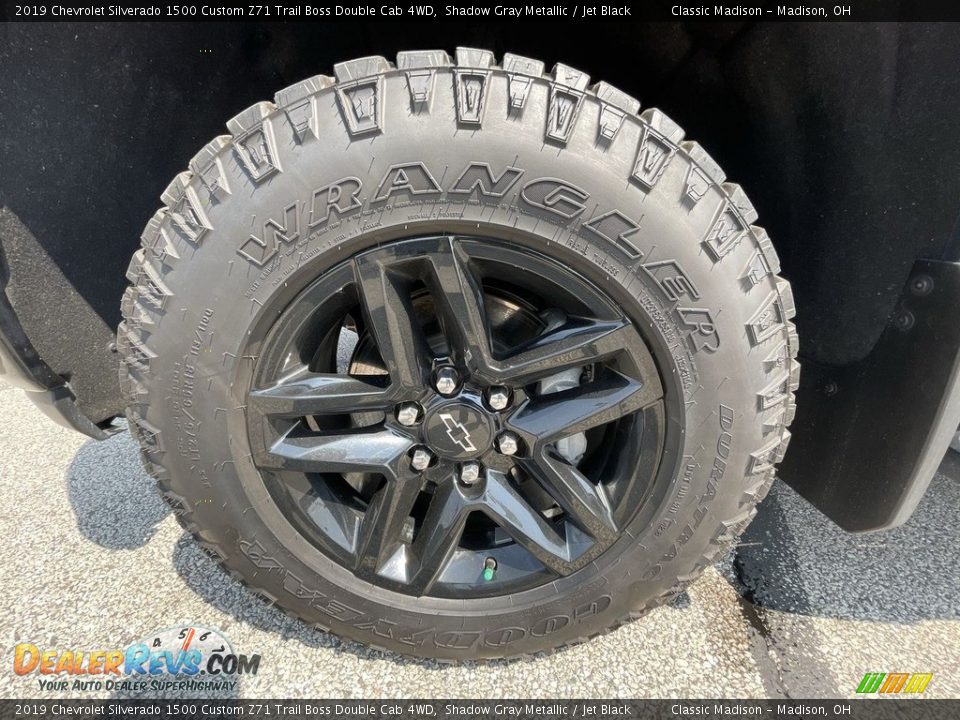 2019 Chevrolet Silverado 1500 Custom Z71 Trail Boss Double Cab 4WD Shadow Gray Metallic / Jet Black Photo #2