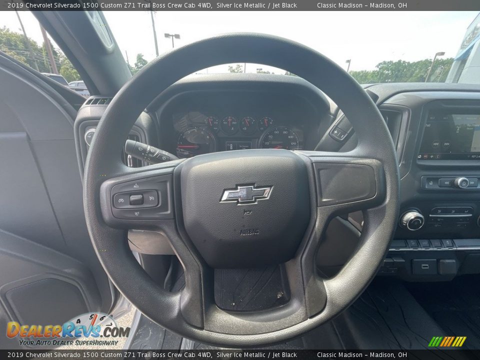 2019 Chevrolet Silverado 1500 Custom Z71 Trail Boss Crew Cab 4WD Silver Ice Metallic / Jet Black Photo #9