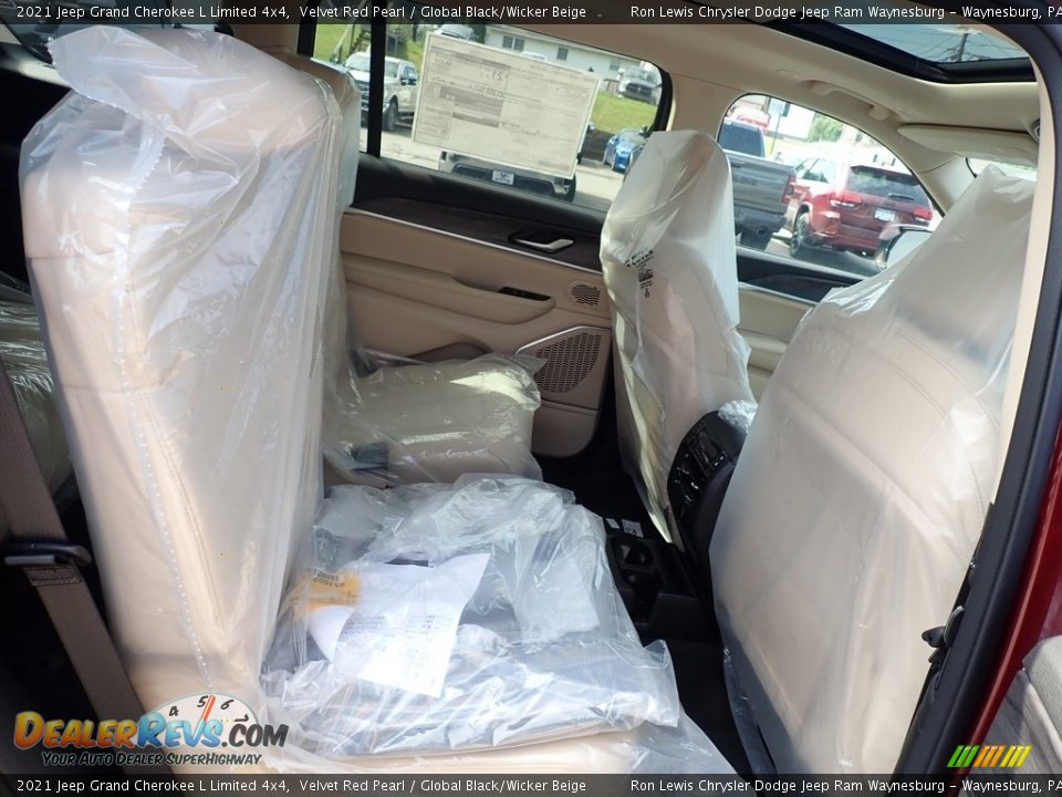 2021 Jeep Grand Cherokee L Limited 4x4 Velvet Red Pearl / Global Black/Wicker Beige Photo #12