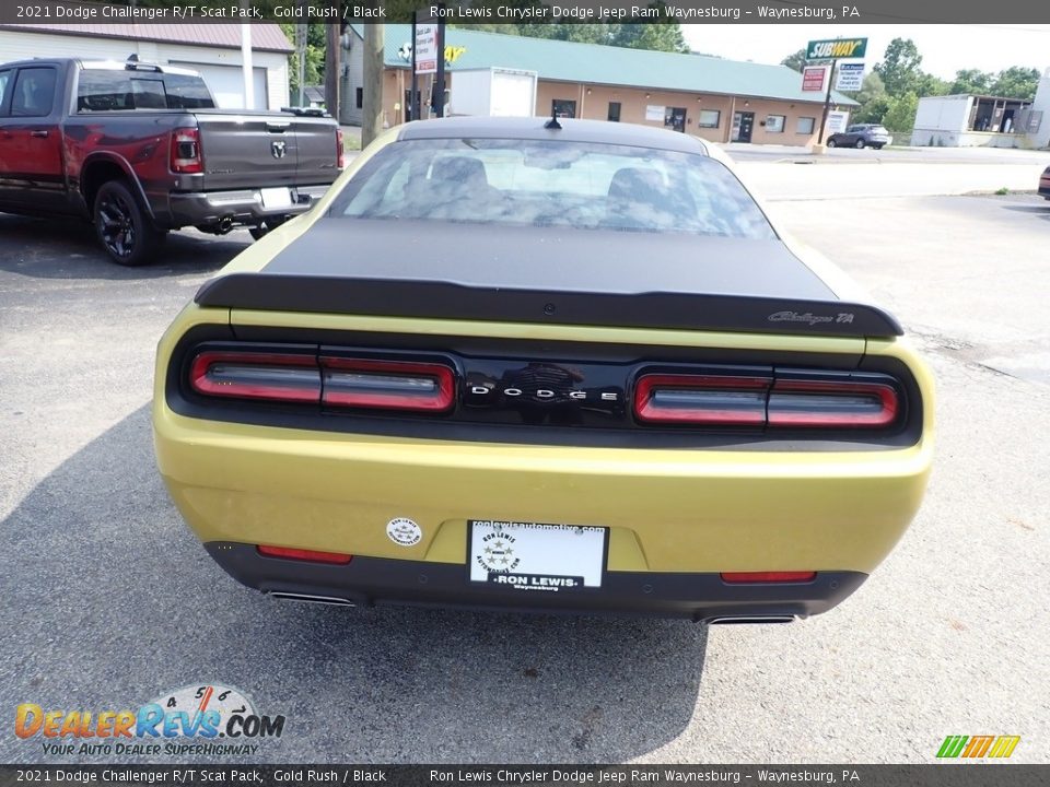 2021 Dodge Challenger R/T Scat Pack Gold Rush / Black Photo #4