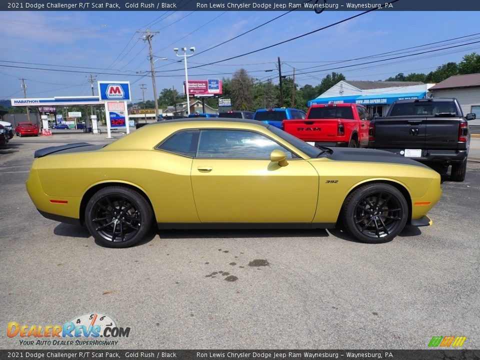 Gold Rush 2021 Dodge Challenger R/T Scat Pack Photo #6