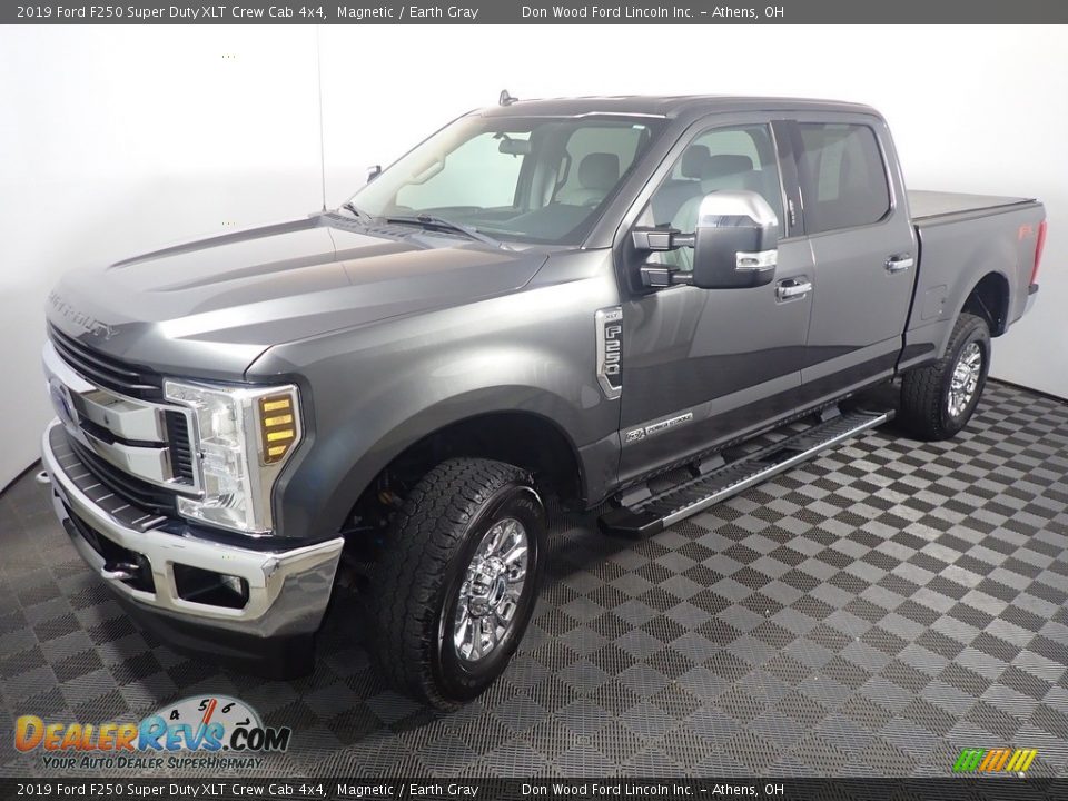 2019 Ford F250 Super Duty XLT Crew Cab 4x4 Magnetic / Earth Gray Photo #10