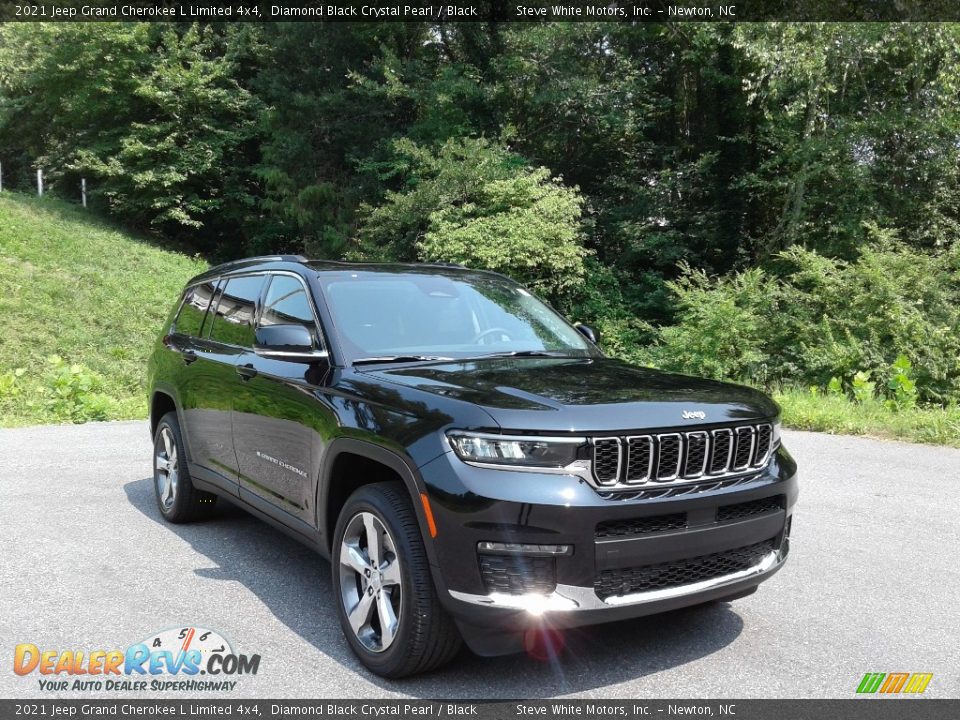 2021 Jeep Grand Cherokee L Limited 4x4 Diamond Black Crystal Pearl / Black Photo #4