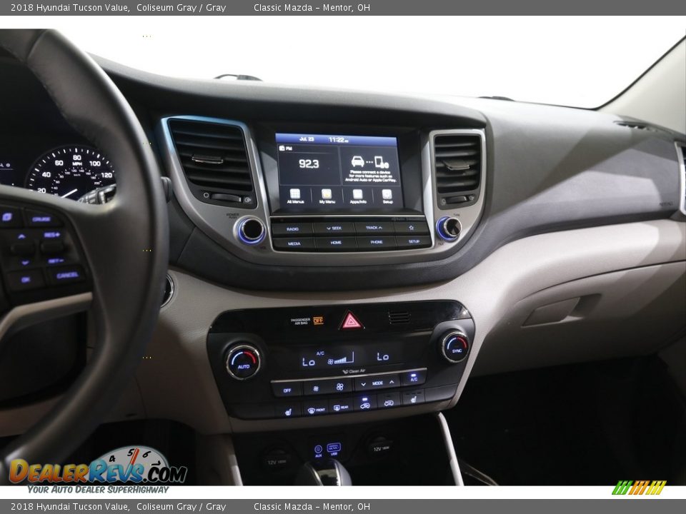 Dashboard of 2018 Hyundai Tucson Value Photo #9