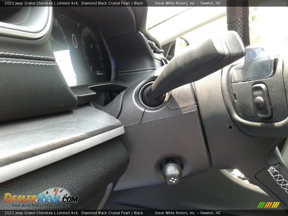 2021 Jeep Grand Cherokee L Limited 4x4 Diamond Black Crystal Pearl / Black Photo #12