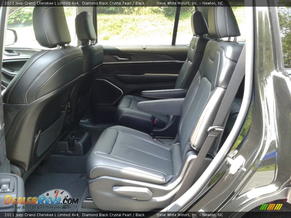 2021 Jeep Grand Cherokee L Limited 4x4 Diamond Black Crystal Pearl / Black Photo #13