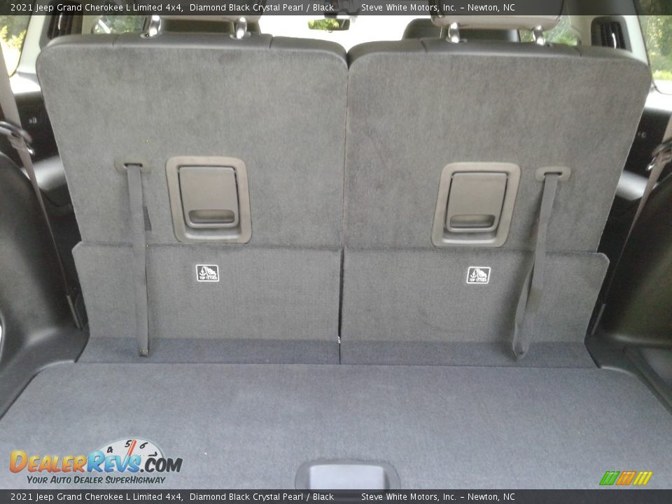 2021 Jeep Grand Cherokee L Limited 4x4 Diamond Black Crystal Pearl / Black Photo #15