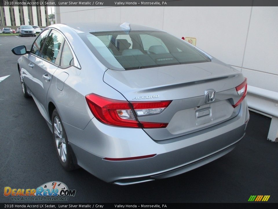 2018 Honda Accord LX Sedan Lunar Silver Metallic / Gray Photo #3