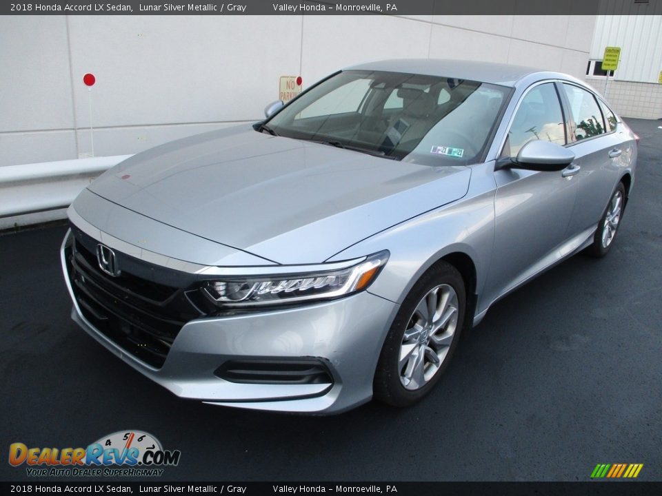 2018 Honda Accord LX Sedan Lunar Silver Metallic / Gray Photo #9