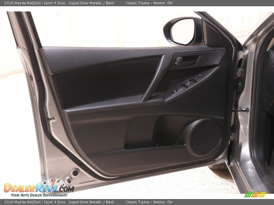2010 Mazda MAZDA3 i Sport 4 Door Liquid Silver Metallic / Black Photo #4
