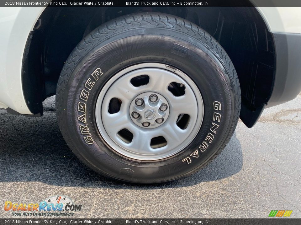 2018 Nissan Frontier SV King Cab Glacier White / Graphite Photo #30