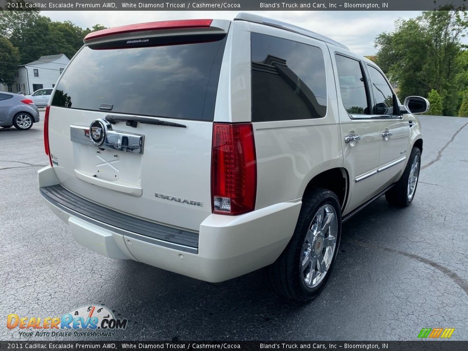 2011 Cadillac Escalade Premium AWD White Diamond Tricoat / Cashmere/Cocoa Photo #5