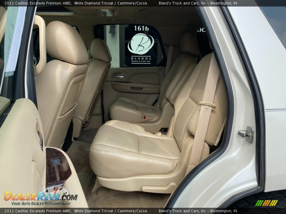 2011 Cadillac Escalade Premium AWD White Diamond Tricoat / Cashmere/Cocoa Photo #36