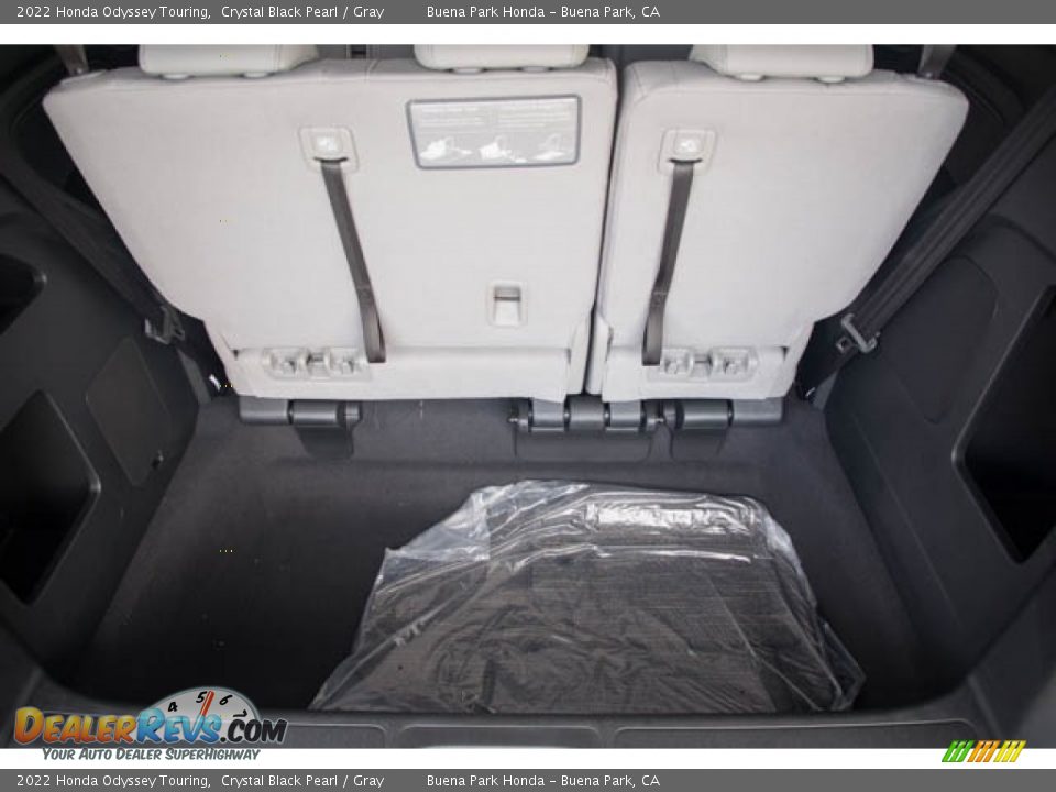 2022 Honda Odyssey Touring Crystal Black Pearl / Gray Photo #27