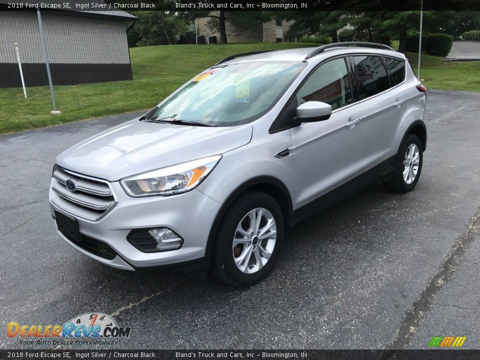 2018 Ford Escape SE Ingot Silver / Charcoal Black Photo #2