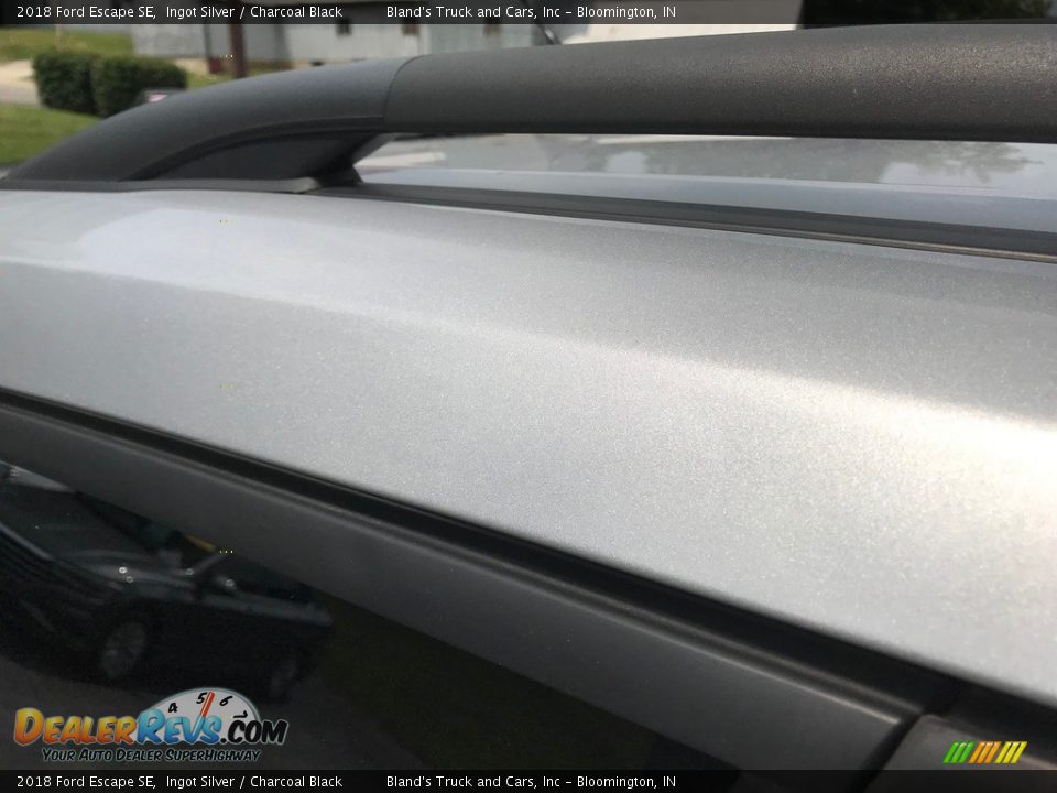 2018 Ford Escape SE Ingot Silver / Charcoal Black Photo #19
