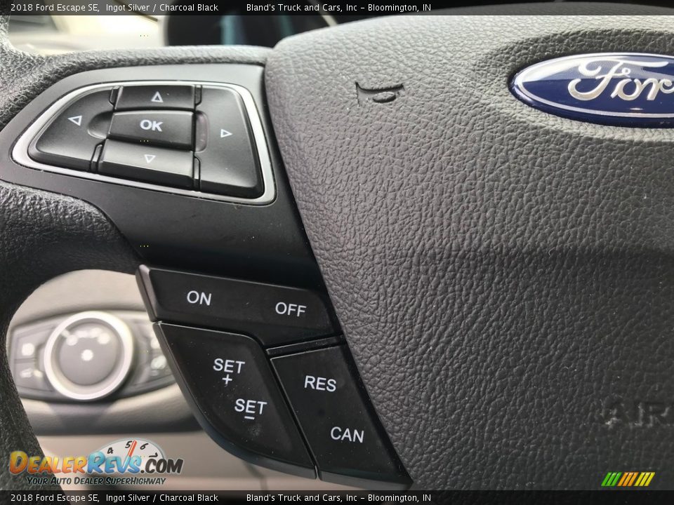 2018 Ford Escape SE Ingot Silver / Charcoal Black Photo #25