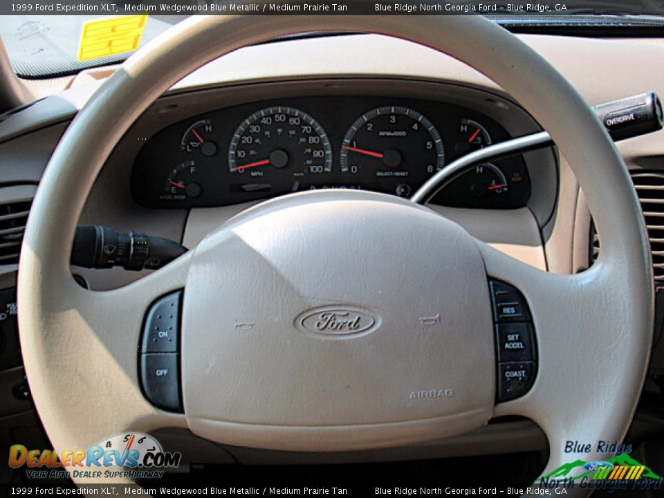 1999 Ford Expedition XLT Steering Wheel Photo #16