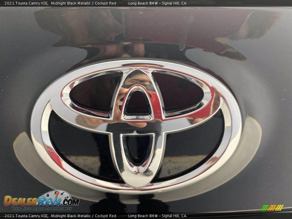 2021 Toyota Camry XSE Logo Photo #10