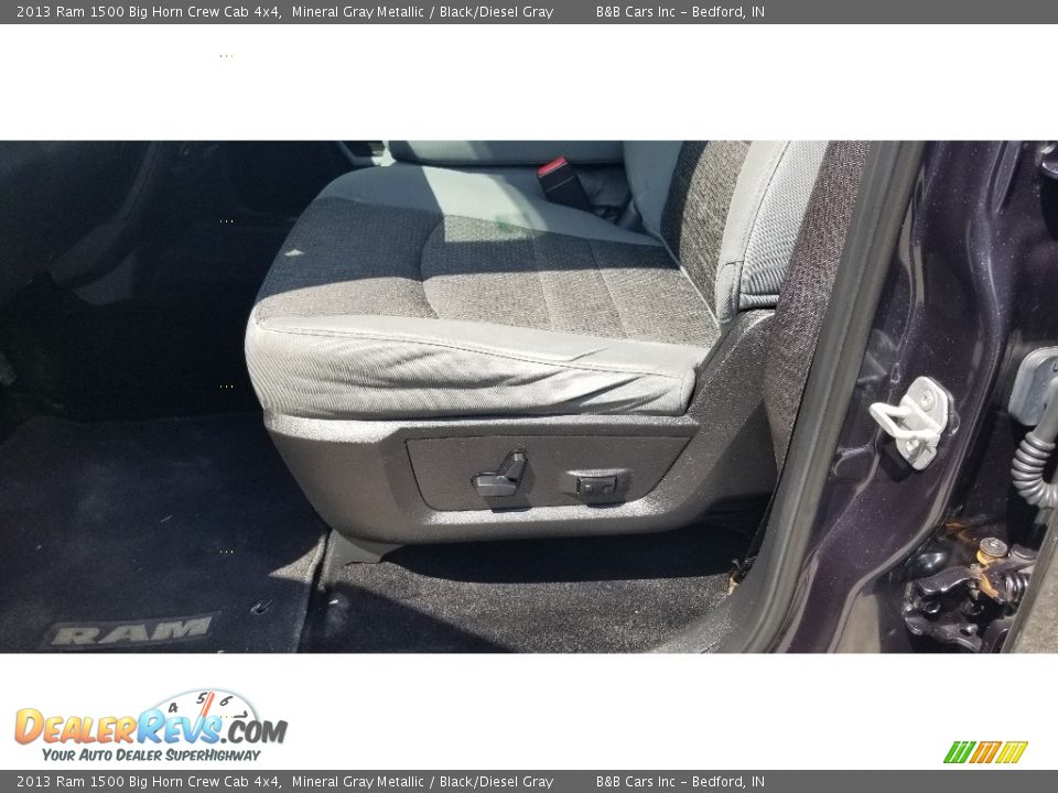 2013 Ram 1500 Big Horn Crew Cab 4x4 Mineral Gray Metallic / Black/Diesel Gray Photo #15