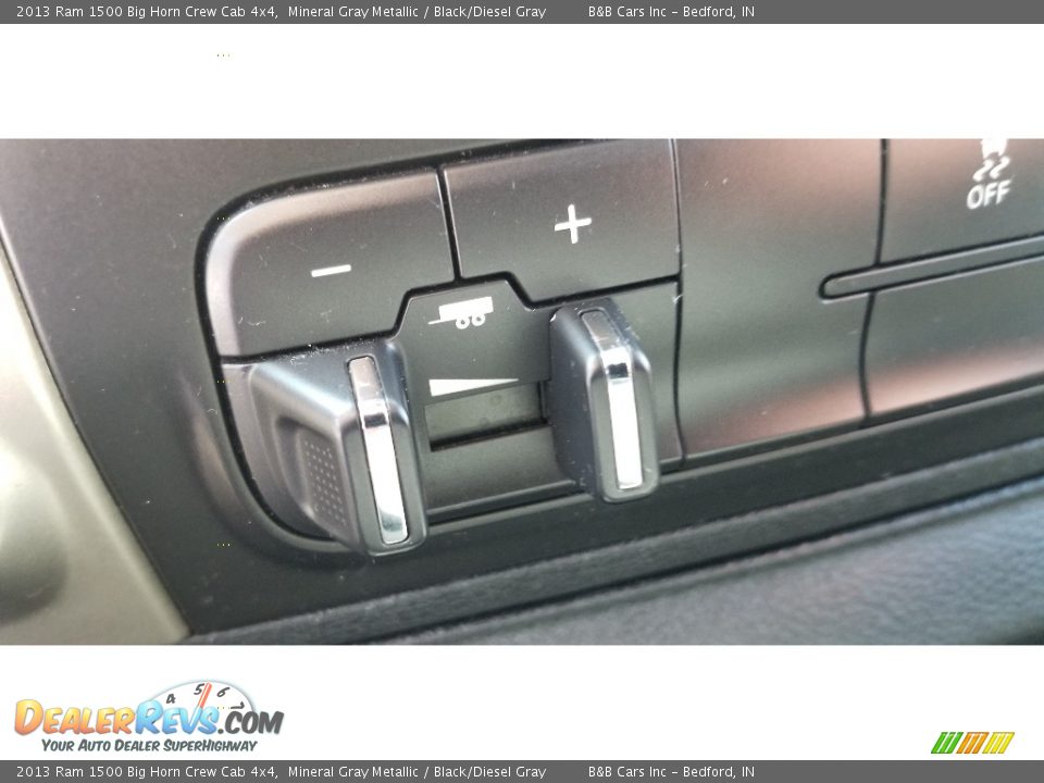 2013 Ram 1500 Big Horn Crew Cab 4x4 Mineral Gray Metallic / Black/Diesel Gray Photo #23