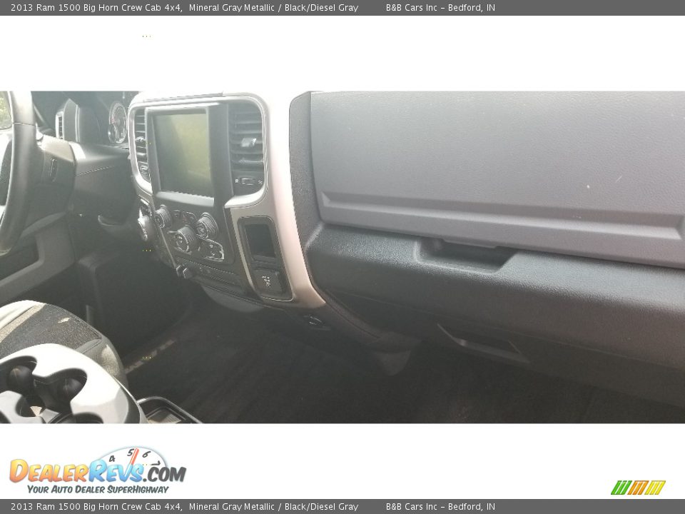 2013 Ram 1500 Big Horn Crew Cab 4x4 Mineral Gray Metallic / Black/Diesel Gray Photo #28