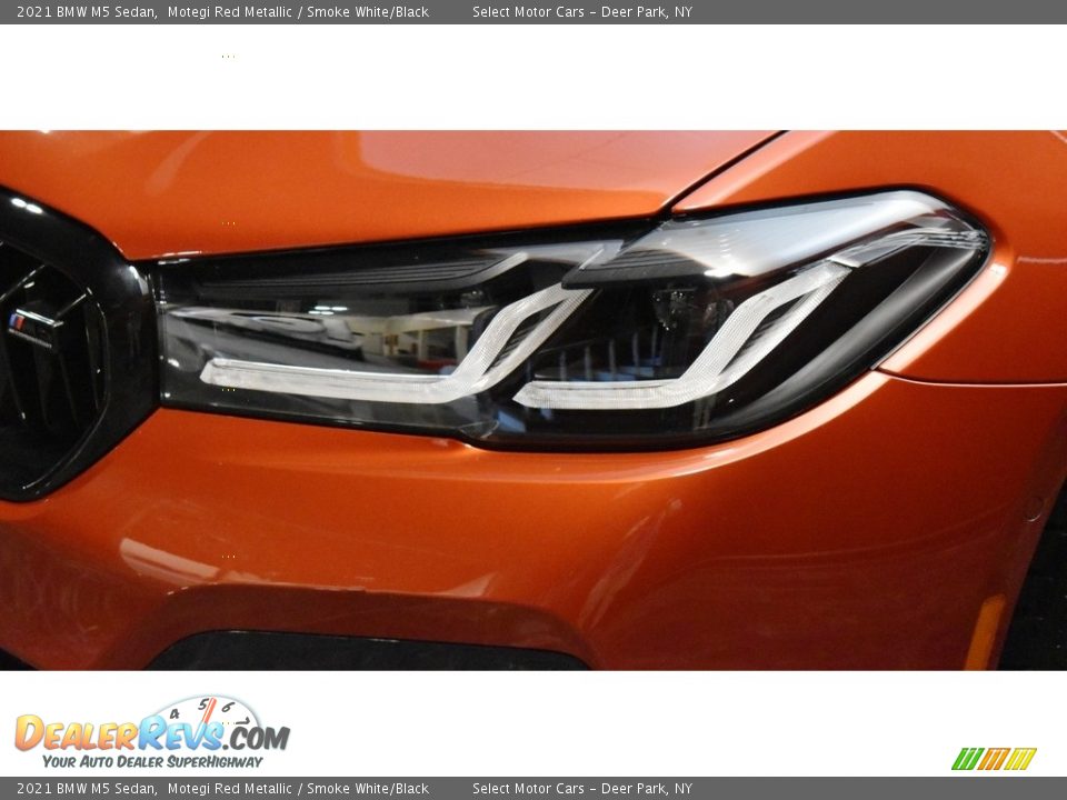 2021 BMW M5 Sedan Motegi Red Metallic / Smoke White/Black Photo #9