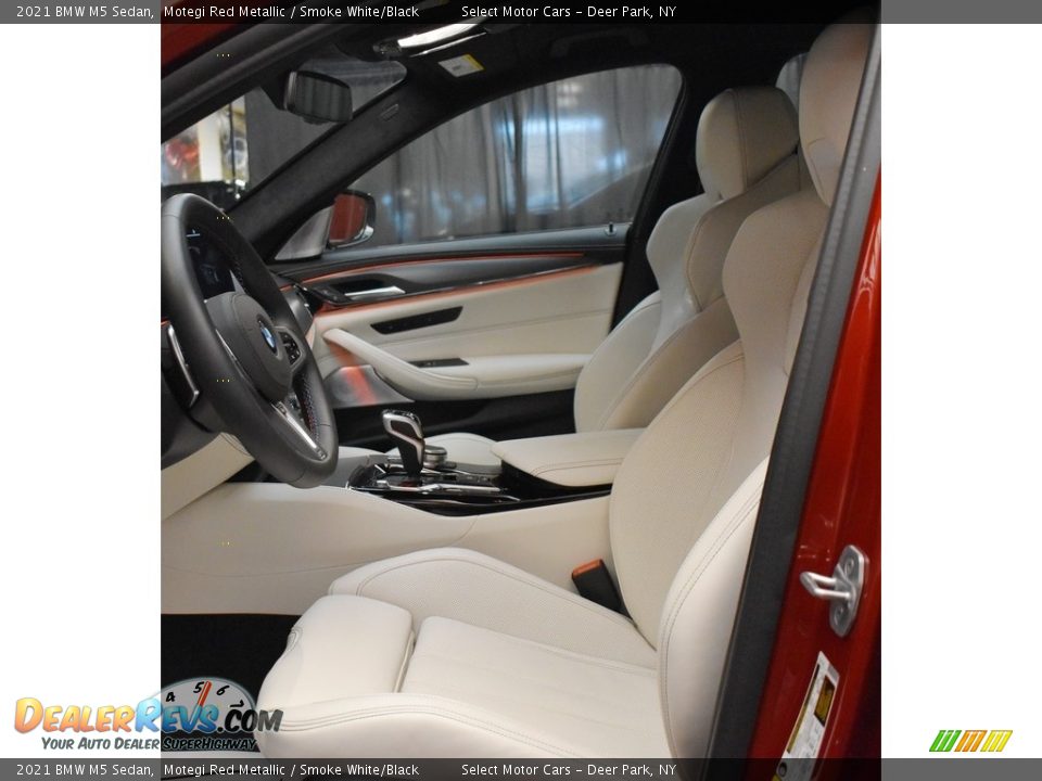 Front Seat of 2021 BMW M5 Sedan Photo #13