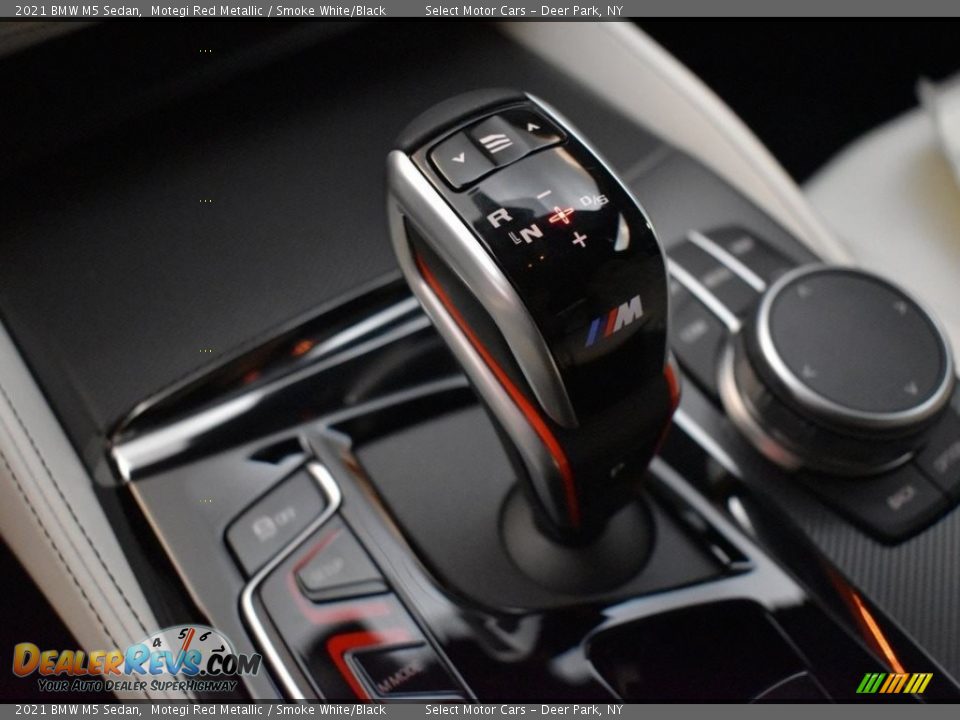 2021 BMW M5 Sedan Shifter Photo #15