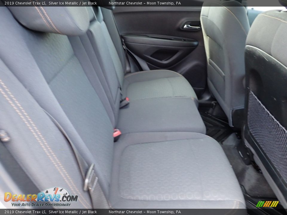 2019 Chevrolet Trax LS Silver Ice Metallic / Jet Black Photo #18