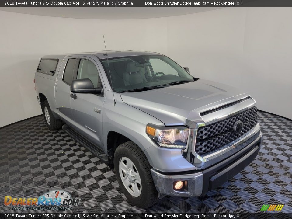 2018 Toyota Tundra SR5 Double Cab 4x4 Silver Sky Metallic / Graphite Photo #3