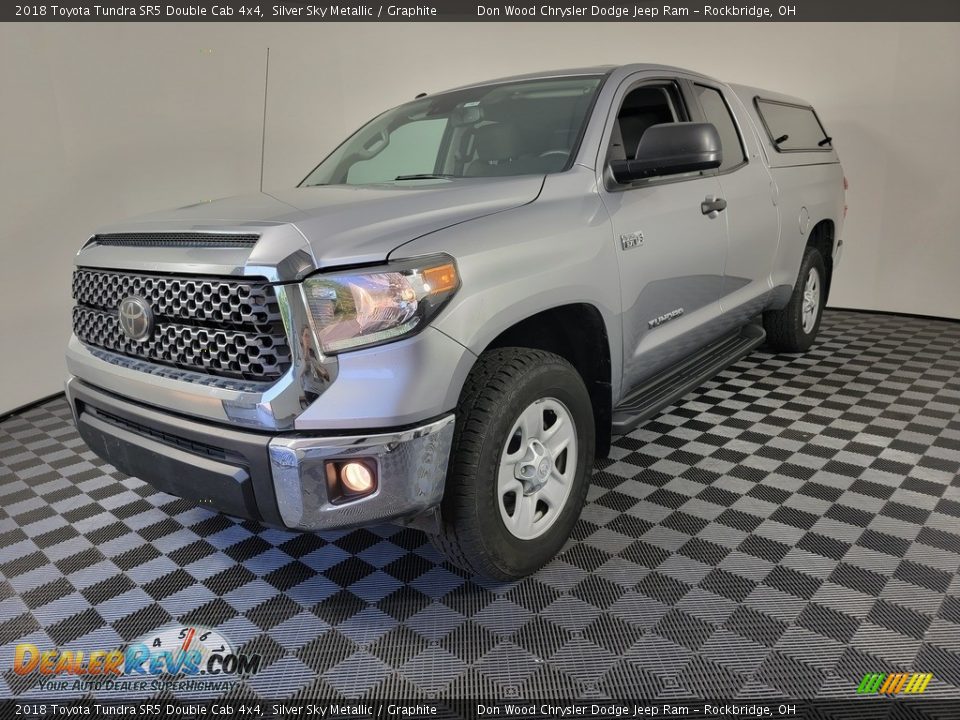 2018 Toyota Tundra SR5 Double Cab 4x4 Silver Sky Metallic / Graphite Photo #5