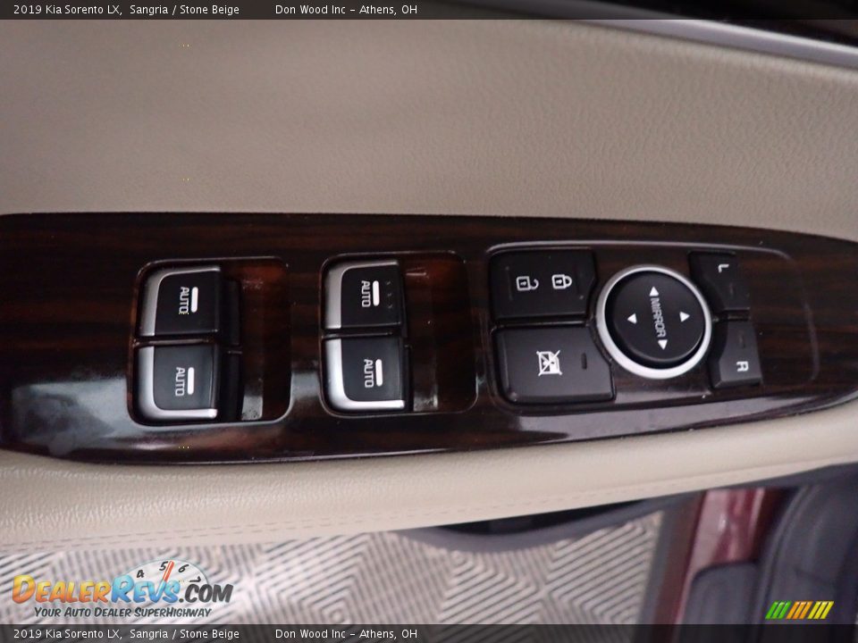 2019 Kia Sorento LX Sangria / Stone Beige Photo #21