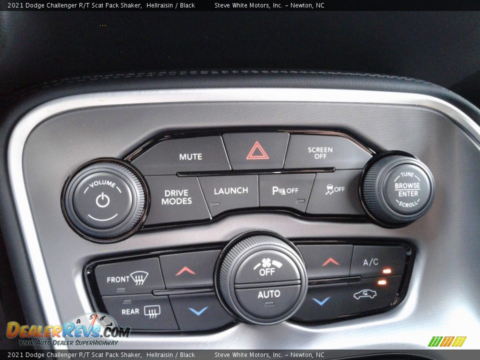 Controls of 2021 Dodge Challenger R/T Scat Pack Shaker Photo #23
