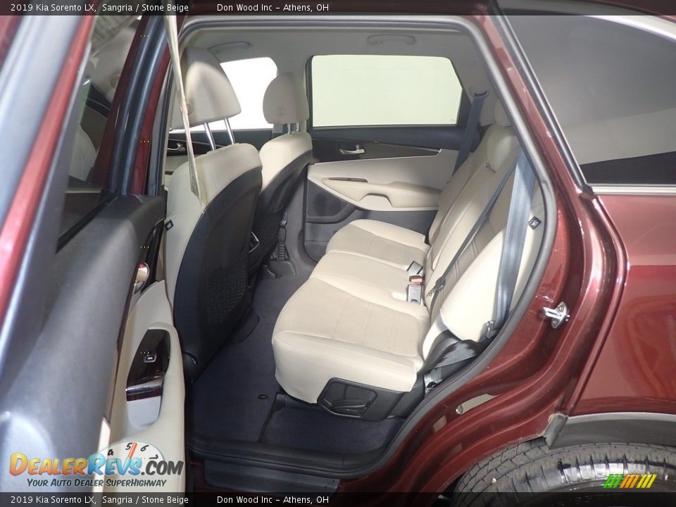 2019 Kia Sorento LX Sangria / Stone Beige Photo #35