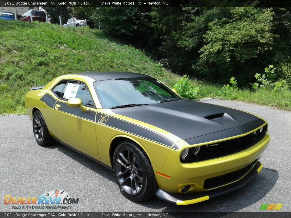 Front 3/4 View of 2021 Dodge Challenger T/A Photo #4
