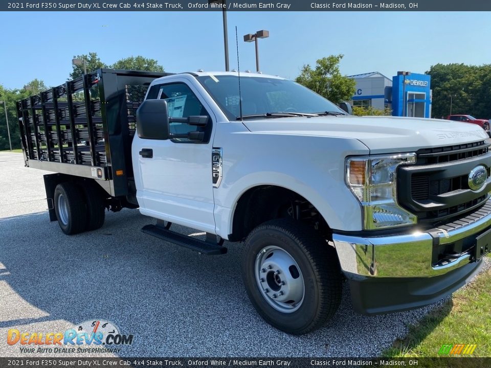 2021 Ford F350 Super Duty XL Crew Cab 4x4 Stake Truck Oxford White / Medium Earth Gray Photo #7