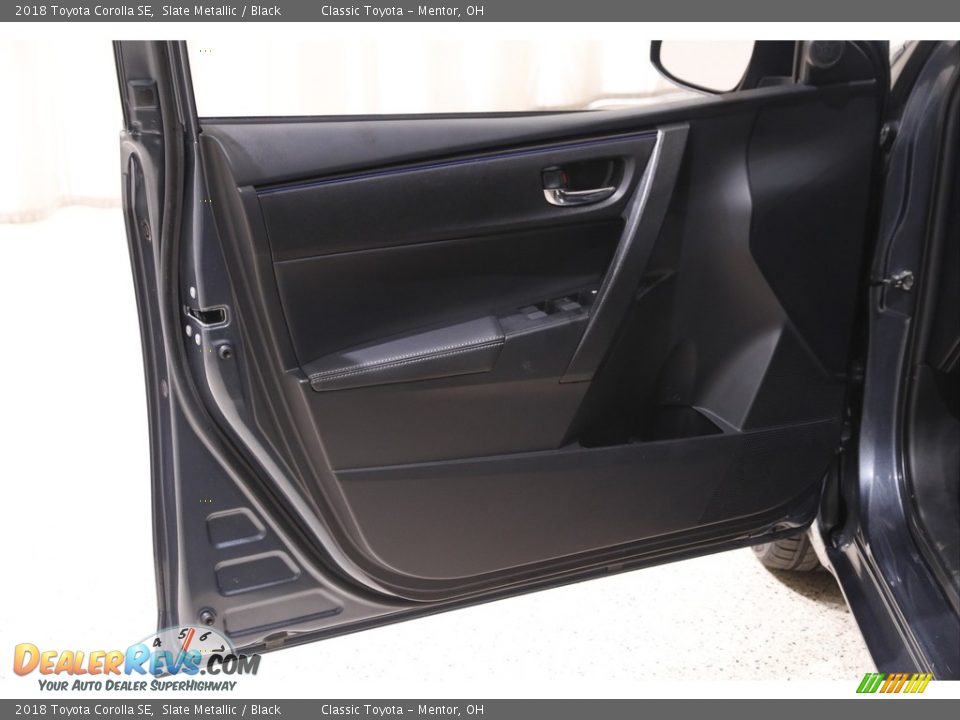 2018 Toyota Corolla SE Slate Metallic / Black Photo #4