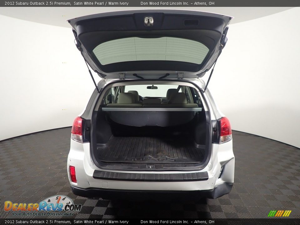 2012 Subaru Outback 2.5i Premium Satin White Pearl / Warm Ivory Photo #13
