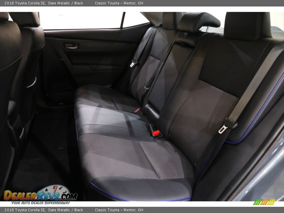 2018 Toyota Corolla SE Slate Metallic / Black Photo #15